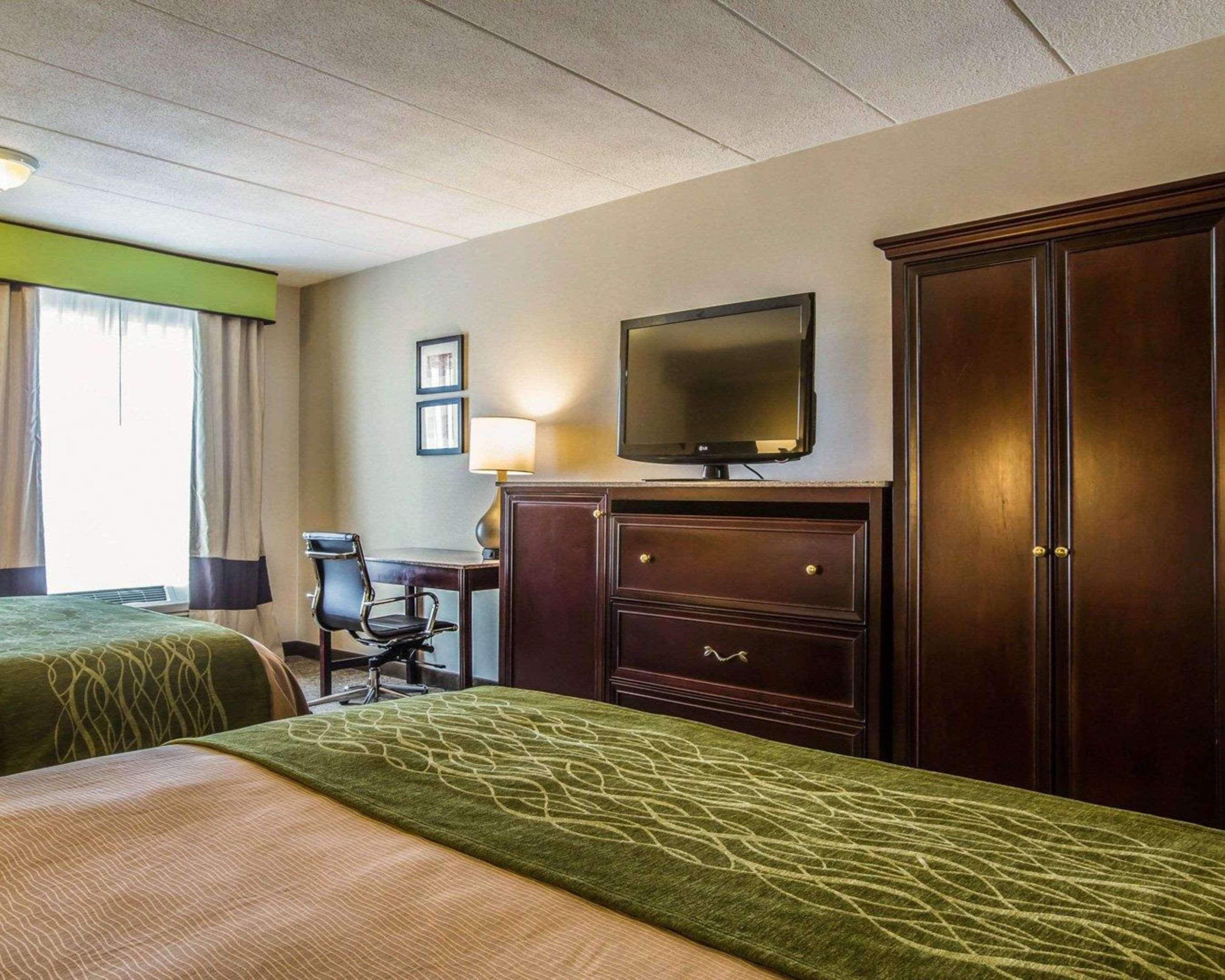 Comfort Inn Airport Манчестер Екстер'єр фото
