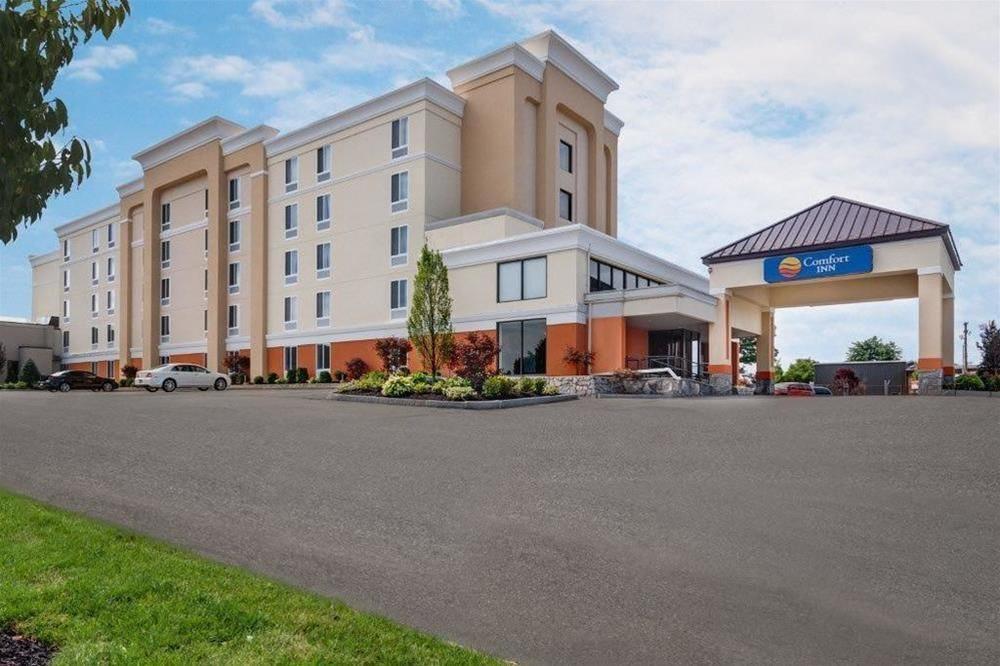 Comfort Inn Airport Манчестер Екстер'єр фото
