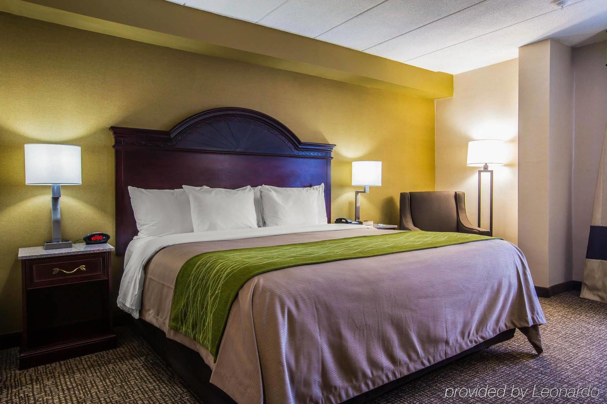 Comfort Inn Airport Манчестер Екстер'єр фото